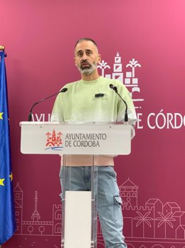 El concejal del PSOE en el Ayuntamiento de Córdoba Ángel Ortiz.