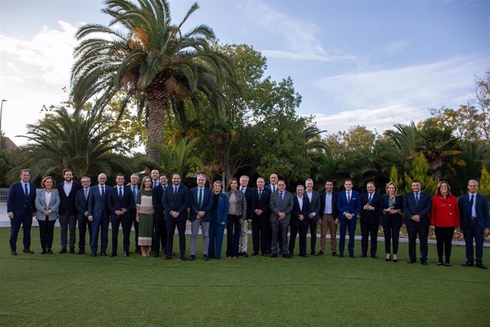 Las diputaciones del PP reunidas en Ciudad Real.