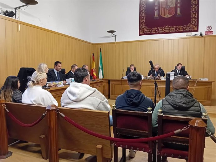 Juicio en la Audiencia de Granada contra los acusados de agredir a un portero en el ferial