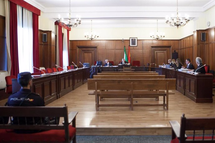 Archivo - Imagen de la sala  de vistas del tribunal del jurado de la Audiencia de Sevilla 