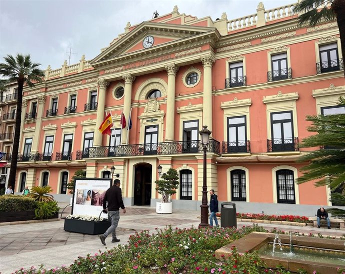 Imagen de la fachada del Ayuntamiento de Murcia