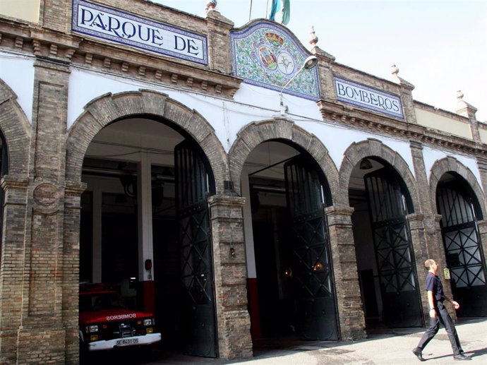 Archivo - Parque de bomberos de Sevilla. Imagen de archivo.