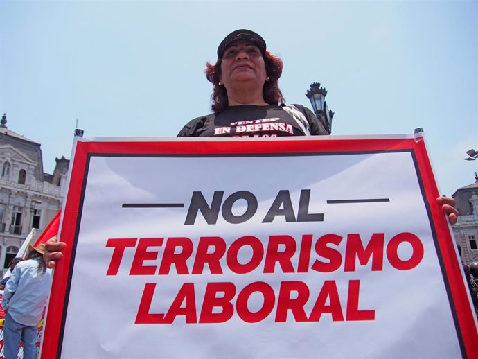 Huelga de transportistas en Lima, Perú.