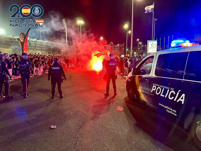 La Policía Nacional el día del partido entre el Racing de Santander y el Sporting de Gijón