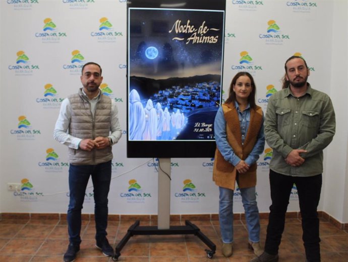 El portavoz del Gobierno de la Mancomunidad de Municipios de la Costa del Sol, Álvaro Hurtado; la teniente alcalde de El Borge, Soraya Alarcón, y el presidente de la asociación El Pasero, Ezequiel Moya, han presentado este evento.