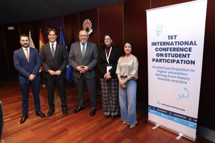 (Desde La Izda.) Alejandro De Pablo, Francisco Oliva, Manuel Torralbo, María Antonia Peña Y Cintia Bustos.