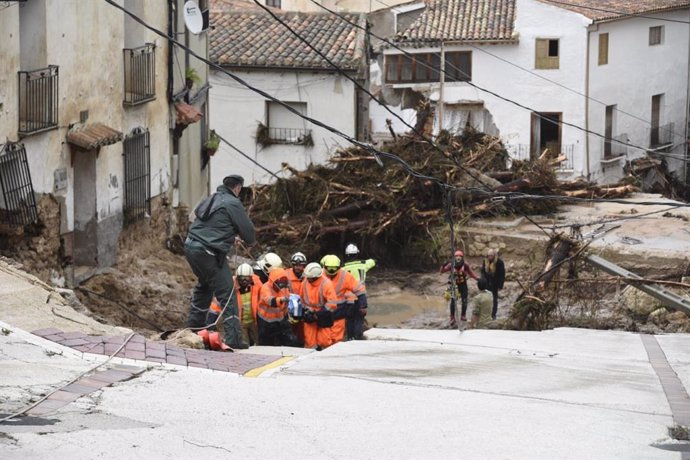 Operaciones de rescate en Letur.