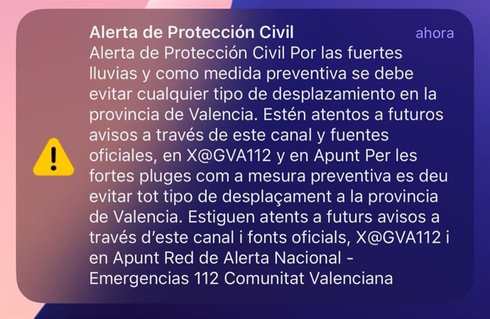 Emergencias lanza una alerta móvil de protección civil por lluvias y pide evitar desplazamientos en Valencia