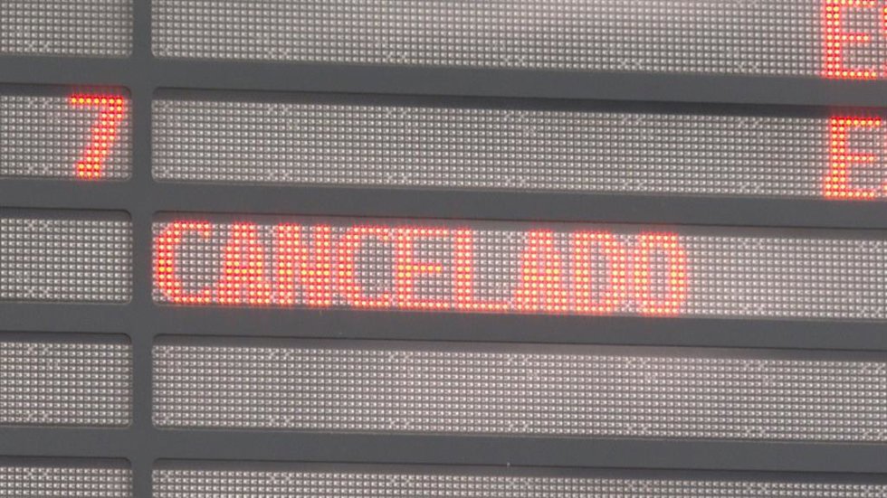 Archivo - Imagen de archivo de un tren cancelado