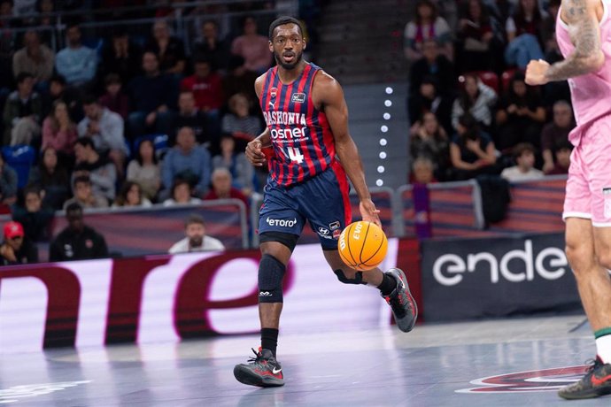 Kamar Baldwin con Baskonia