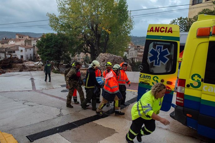 Varios servicios de emergencias ayudan en las labores de rescate en Letur