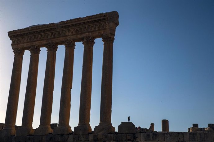 Archivo - Columnas del Templo de Júpiter en las ruinas romanas de la ciudad de Baalbek, en el este de Líbano (archivo)