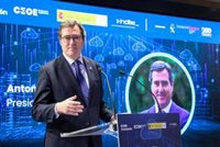 Garamendi (CEOE) critica a Trabajo su "triultimátum" por la jornada y no firmará nada que rompa los convenios