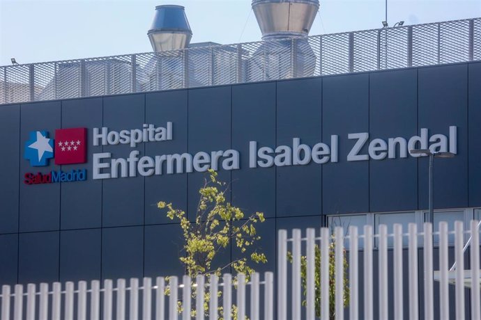 Archivo - Fachada del Hospital de Emergencias Enfermera Isabel Zendal