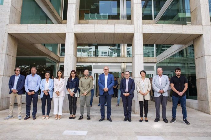 Minuto de silencio del Consell de Ibiza