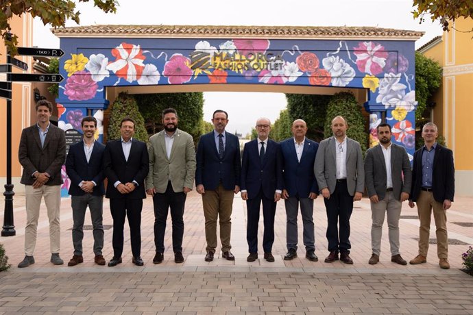 Inauguran en un centro comercial el punto de carga de vehículos eléctricos de mayor potencia y ultrarrápido de Baleares.