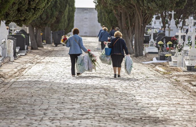 Archivo - Cementerio de La Soledad de Huelva.