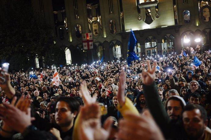 October 28, 2024, Tbilisi, Tbilisi, Georgia (Europe: Thousands of demonstrators gathered in the Georgian capital Tbilisi on Monday 28 October in response to a call from the pro-Western opposition, which refuses to recognise the results of the parliamentar