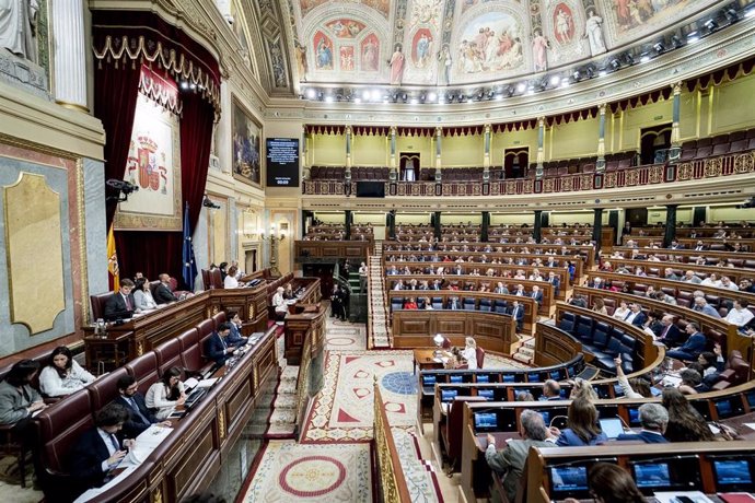 Archivo - Vista general de una sesión plenaria en el Congreso de los Diputados, a 26 de septiembre de 2024, en Madrid (España)