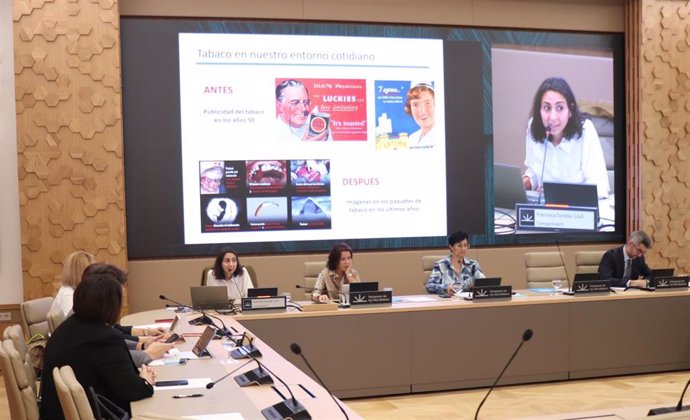 Comparececnia de la doctora Francisca Sureda en la Comisión de Salud del Parlament.