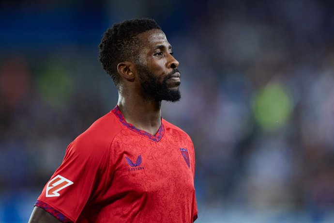 Archivo - Kelechi Iheanacho of Sevilla FC looks on during the LaLiga EA Sports match between Deportivo Alaves and Sevilla FC at Mendizorrotza on September 20, 2024, in Vitoria, Spain.