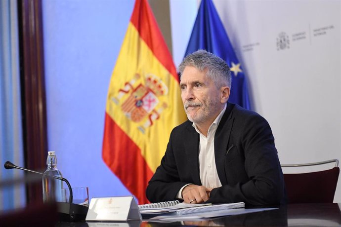 El ministro del Interior, Fernando Grande-Marlaska, durante la reunión del comité de crisis, en el Ministerio del Interior, a 30 de octubre de 2024, en Madrid (España).