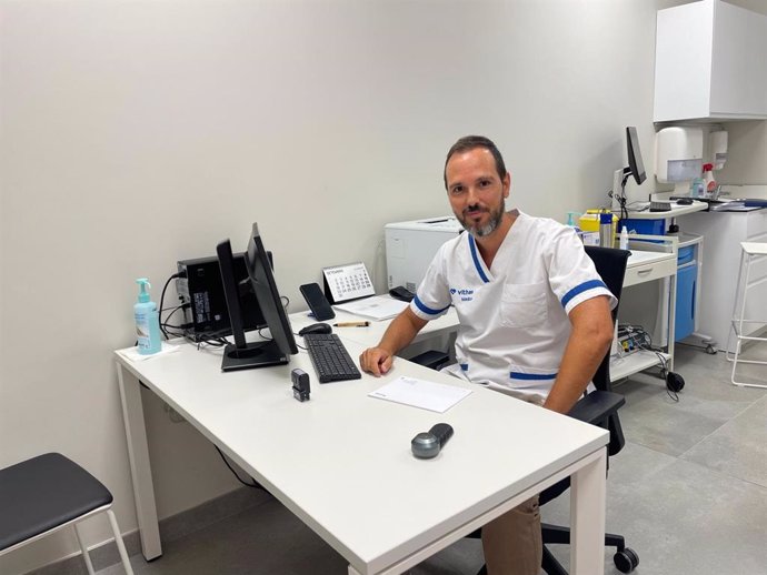 David Ayala, dermatólogo del Centro Médico Vithas Castellón