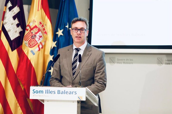 EL portavoz del Ejecutivo, Antoni Costa, en la rueda de prensa posterior al Consell de Govern