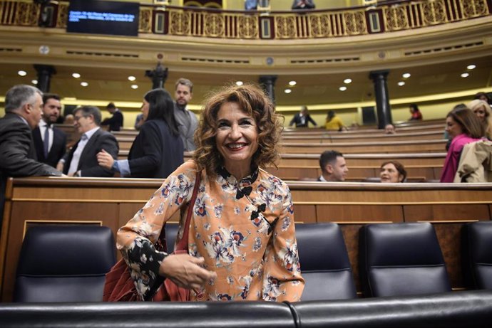 La vicepresidenta primera y ministra de Hacienda, María Jesús Montero, durante una sesión plenaria en el Congreso de los Diputados, a 23 de octubre de 2024, en Madrid (España).