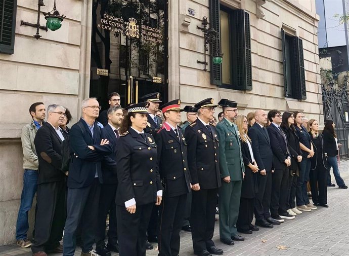 La Delegación del Gobierno en Catalunya expresa su "solidaridad" con los afectados por la DANA en un minuto de silencio