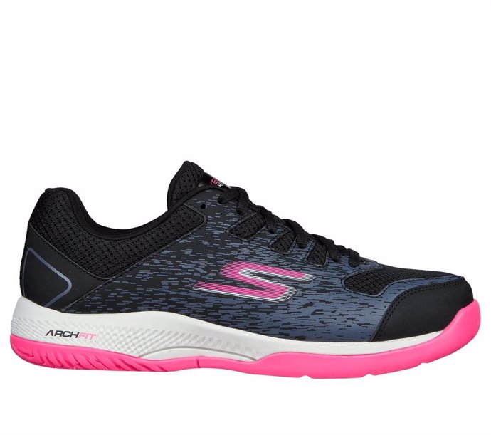 Skechers aplica su tecnología en la nueva colección para Pickleball.