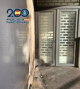 Imagen de los daños ocasionados en un local en Málaga por el incendio intencionado.