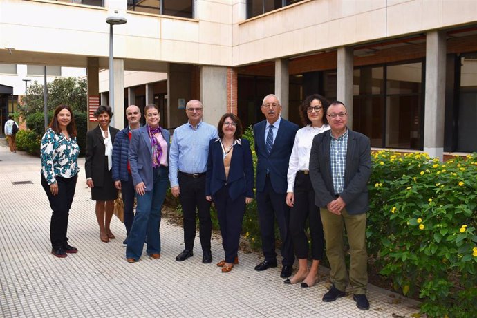 Candidatura de Amparo Navarro a la reelección como rectora de la Universidad de Alicante (UA).