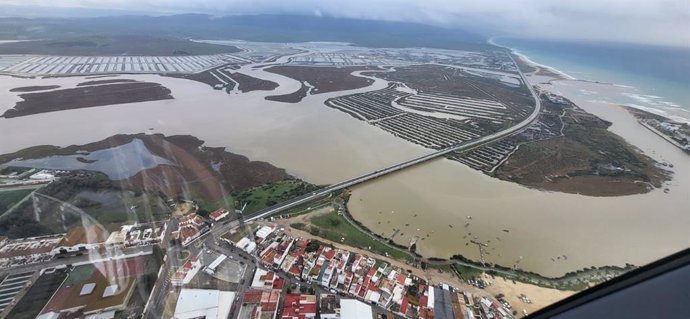 Vista aérea del río Barbate a su paso por este término municipal.