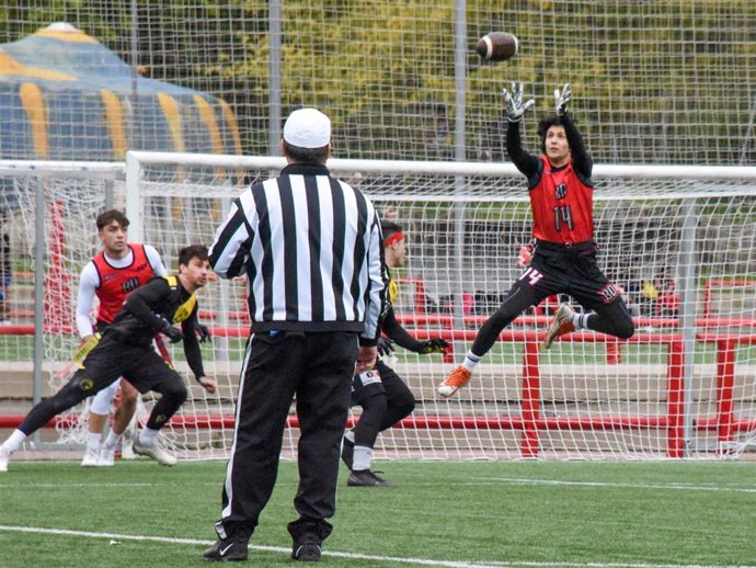 Imagen de un partido de flag football