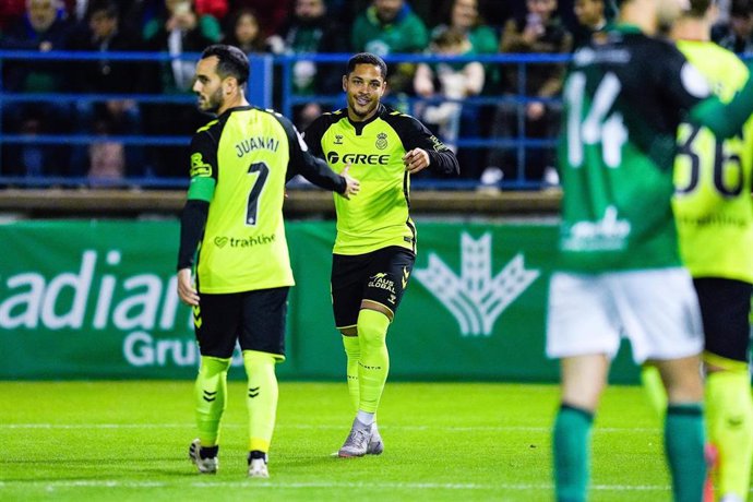 Vitor Roque of Real Betis celebrates a goal during the Copa del Rey, first round, football match played between CD Gevora and Real Betis at Francisco de la Hera stadium on October 31, 2024, in Extremadura, Spain.