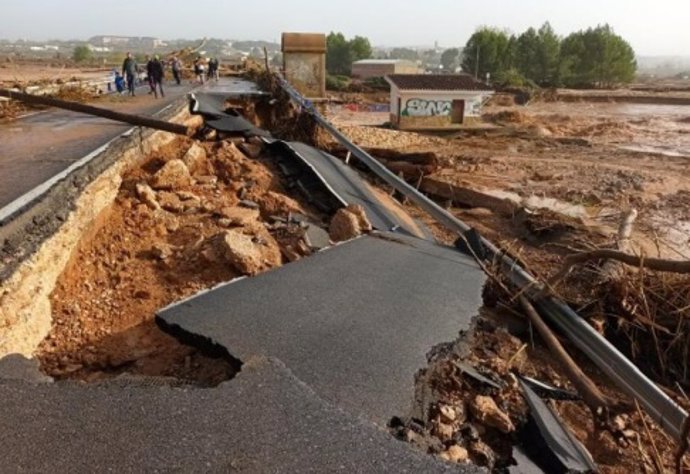 Viaducto de la A-7 colapsado sobre Barranco del Gallego del Poyo, Valencia