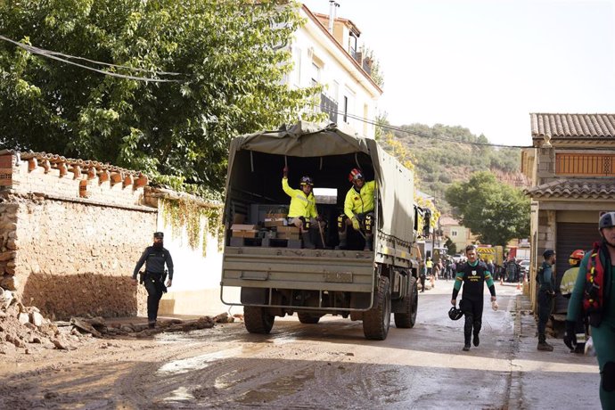 Varios servicios de emergencia, a 30 de octubre de 2024, en Mira, Cuenca, Castilla-La Mancha (España). Se ha producido una inundación en el municipio conquense de Mira debido a las intensas lluvias caídas, que han provocado el desbordamiento del río. La U