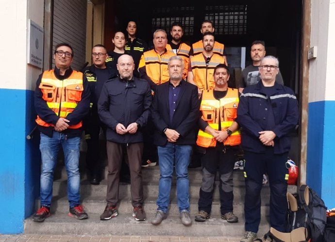 Badalona (Barcelona) envía un segundo convoy con 9 agentes a Torrent (Valencia)