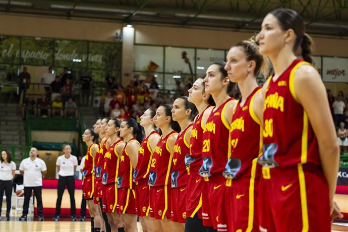 Archivo - La selección española femenina de baloncesto