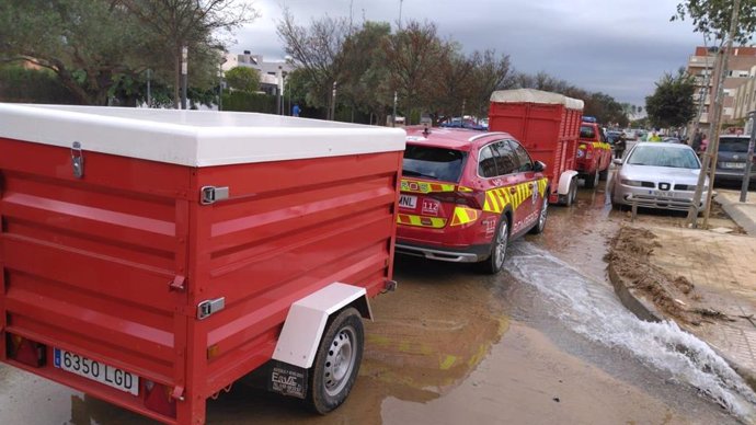 Bomberos de Cantabria en la zona de la DANA en Valencia