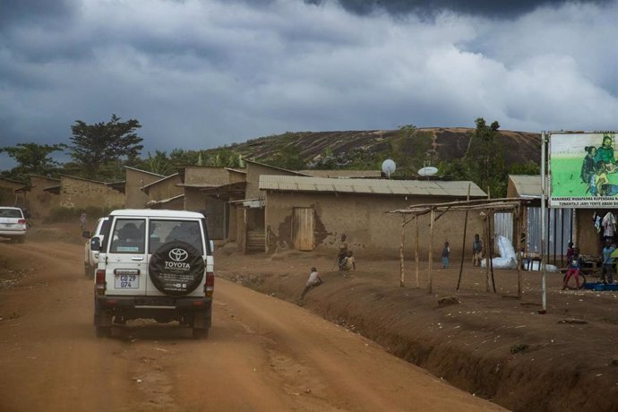 Archivo - Imagen de archivo de un campo de refugiados de Uganda 