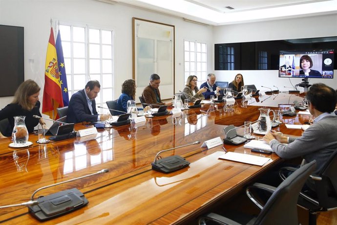 Reunión del Comité de crisis para el seguimiento de los efectos de la DANA, en el Complejo de la Moncloa, a 1 de noviembre de 2024, en Madrid (España).