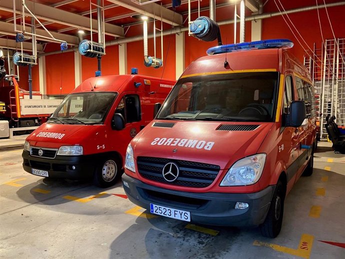 Vehículo de Bomberos de Santander enviado a la zona afectada por la DANA