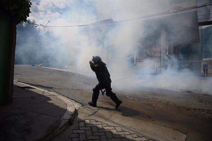 Archivo - Policía antidisturbios en Bolivia (archivo)