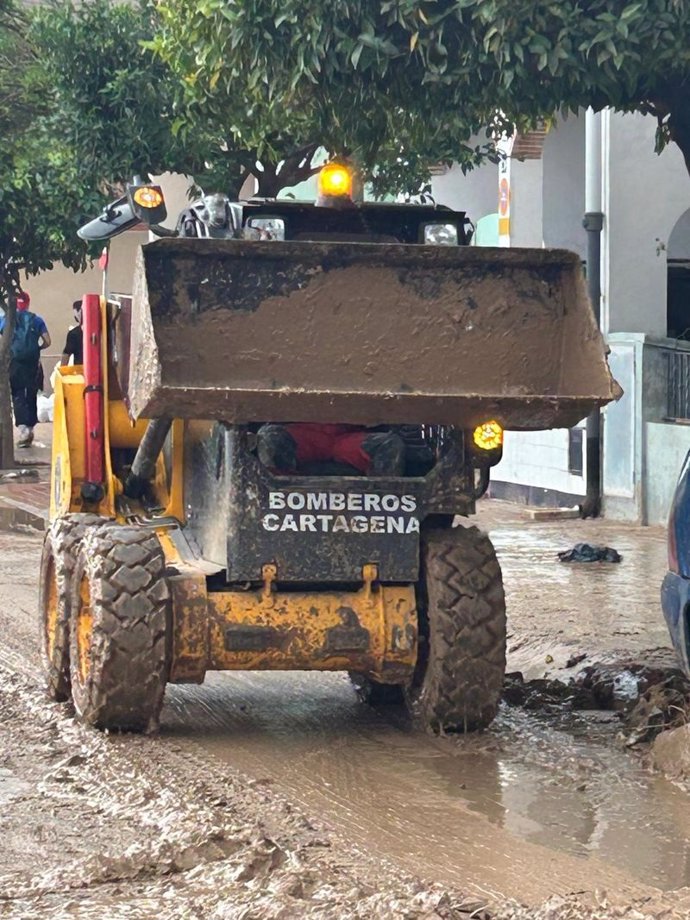 Contingente de emergencia del Ayuntamiento de Cartagena en Valencia