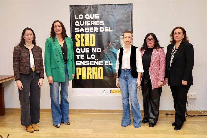 Campaña del Instituto Andaluz de la Mujer (IAM) para sensibilizar y prevenir el consumo de pornografía especialmente entre adolescentes y jóvenes.