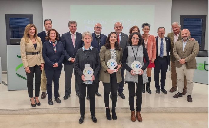 Autoridades y premiadas en la segunda entrega de los Premios Cabimer-Fundación Instituto Biomol.