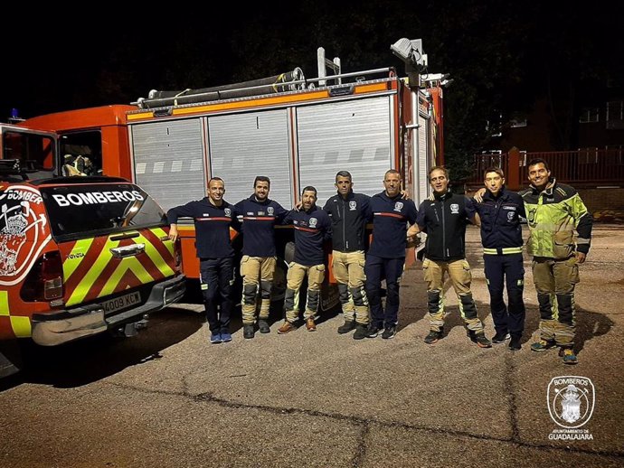 Parten para Valencia ocho bomberos del Ayuntamiento de Guadalajara para ayudar en las zonas afectadas por la DANA