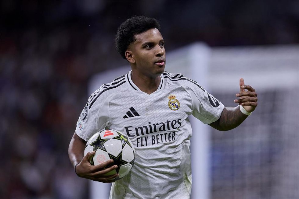 El brasileño Rodrygo Goes, durante el partido ante el Borussia Dortmund de laChampions League 2024-2025 en el Santiago Bernabéu. 